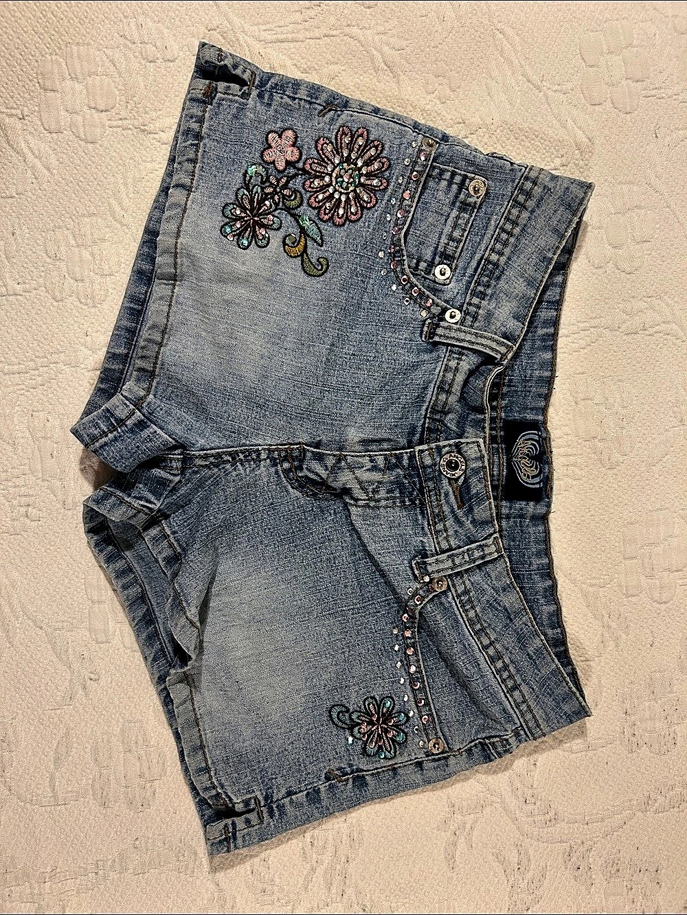 Angels Embroidered Floral Jean Shorts bedazzled Size 7/8